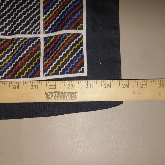 Totes Rain Scarf Water Repellent Italy Polyester Multicolor Geometric Design - Picture 3 of 9